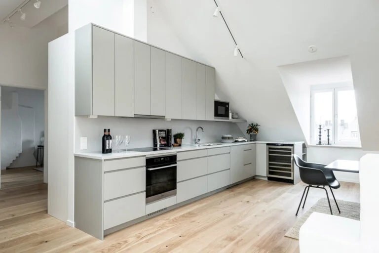 Totalrenovering av kok Bandhagen Stureby 768x512